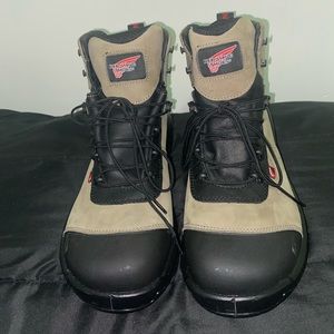 This ITEM IS Sold ....Having ISSUES DELETING IT